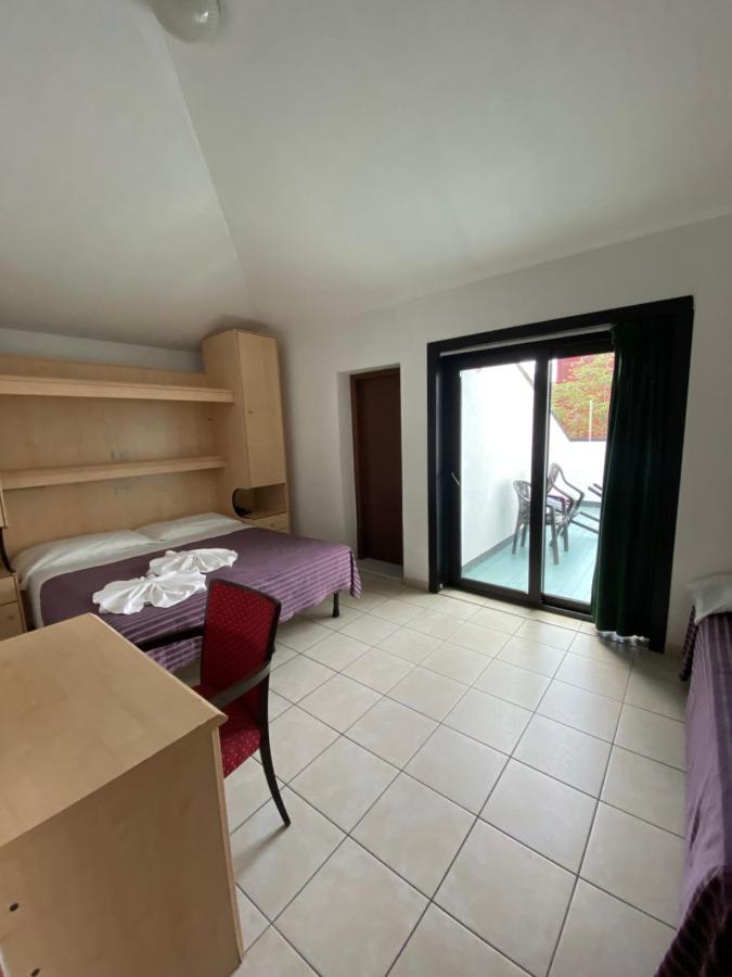 לידו די ג'סולו Hotel Aldebaran מראה חיצוני תמונה