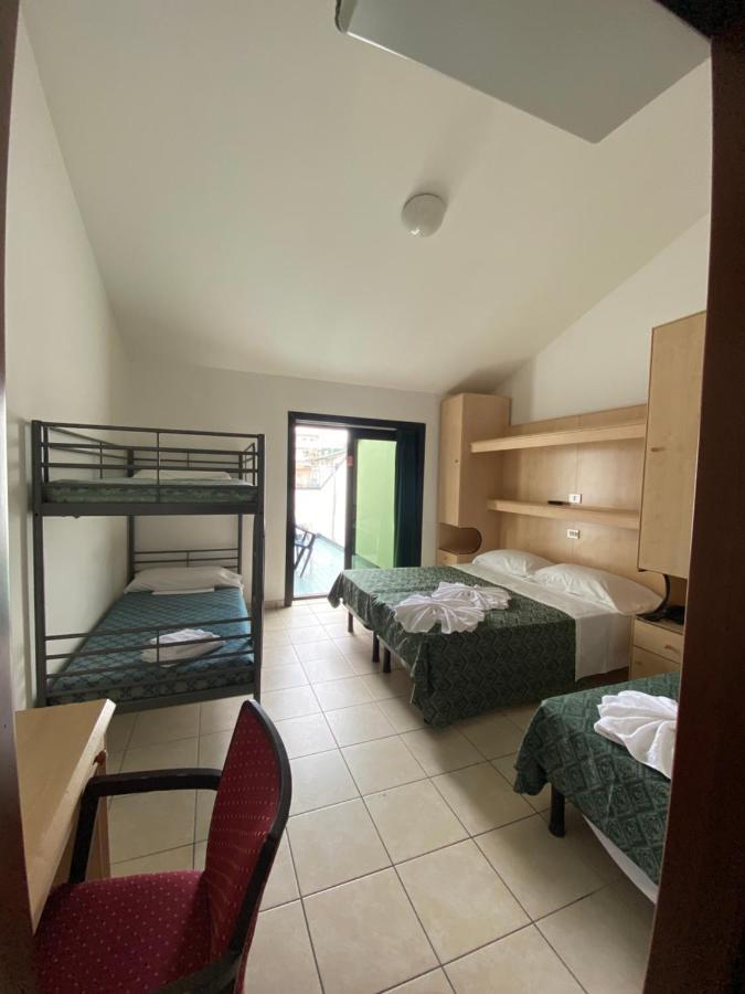 לידו די ג'סולו Hotel Aldebaran מראה חיצוני תמונה