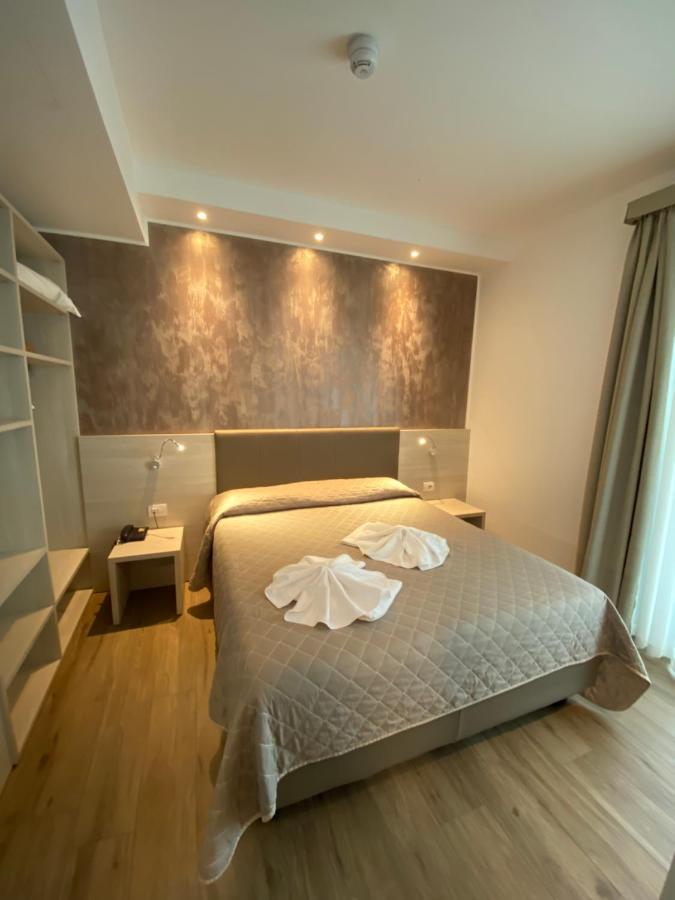לידו די ג'סולו Hotel Aldebaran מראה חיצוני תמונה