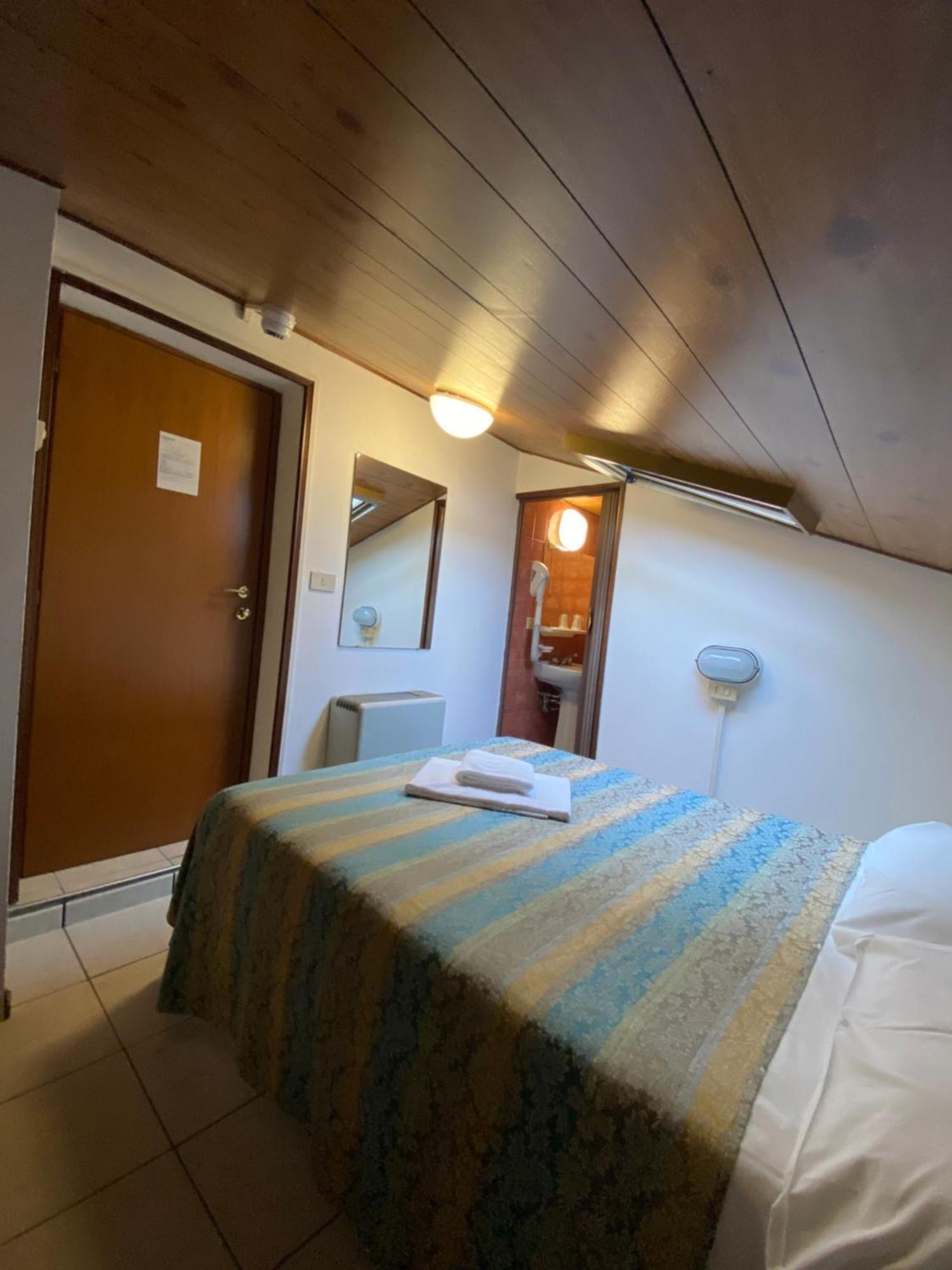 לידו די ג'סולו Hotel Aldebaran חדר תמונה